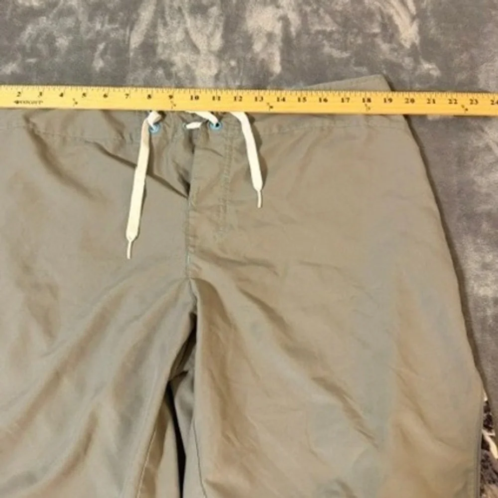 Under Armour Board Shorts Men 36 Tan Mountain Graphic Athletic Swim Trunks